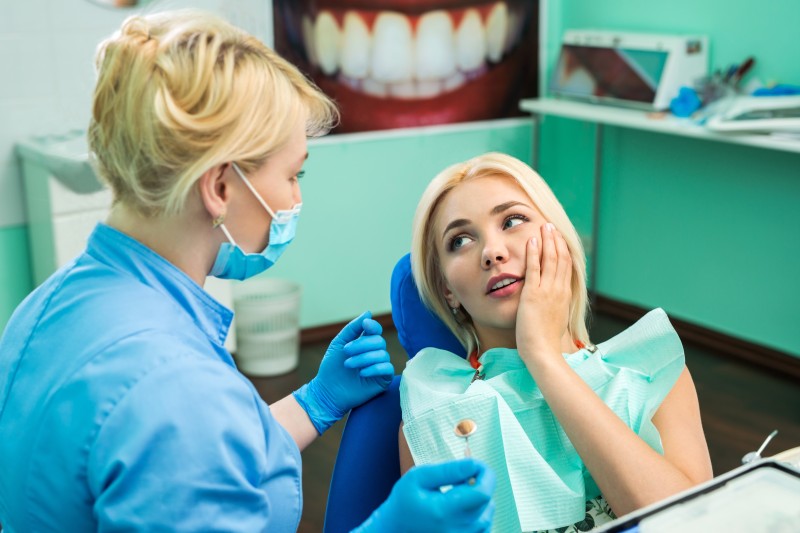 To Be a Cosmetic Dentist, Its Job Description and Finding the Best One