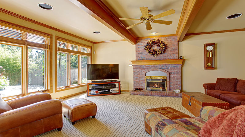 What Kind of Commercial Glass Service in Newport, RI Can You Find?