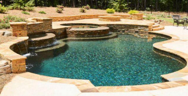 Find Reliable Pool Maintenance Service in Coweta County