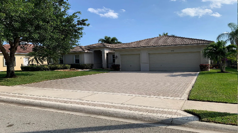 Important Considerations Regarding Garage Door Installation Services in Skokie