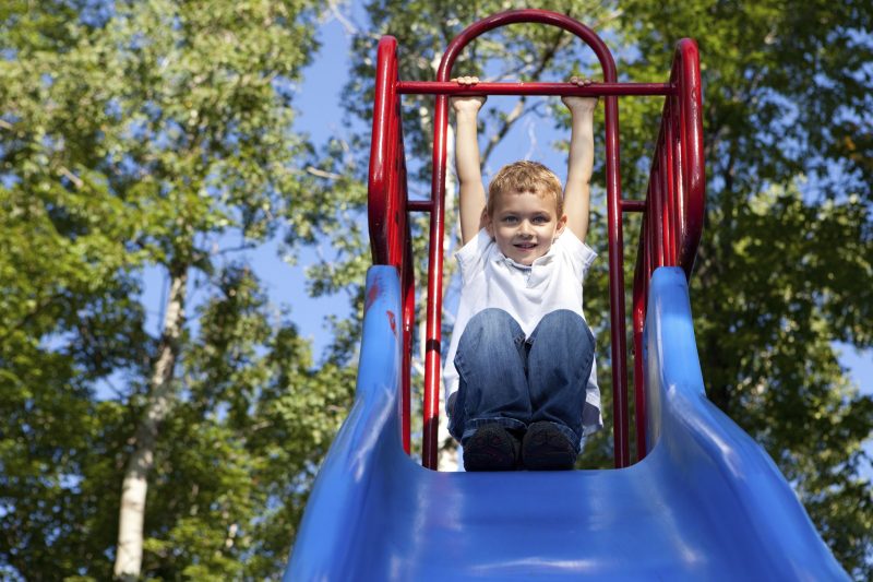 Where to Shop for the Best Selection of Vinyl Commercial Swing Sets Online