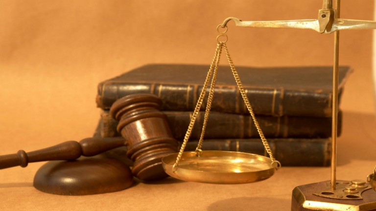 Do You Need a Drug Possession Lawyer After Facing Charges?